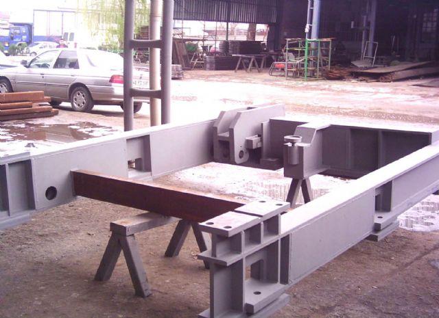 PACKAGING TIPPER TABLE CHASSIS